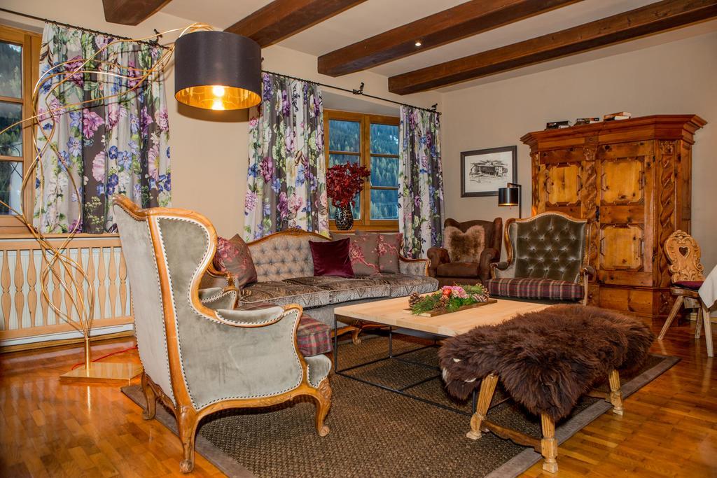 Chalet Brunnenhof 장크트안톤암아를베르크 외부 사진