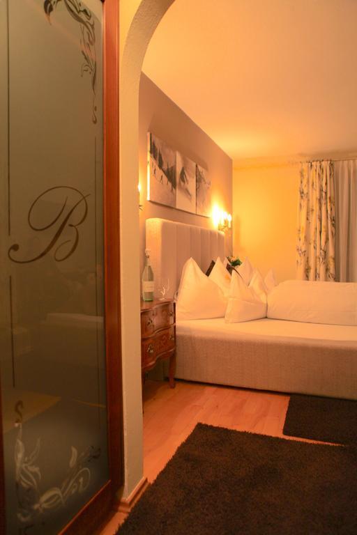 Chalet Brunnenhof 장크트안톤암아를베르크 외부 사진