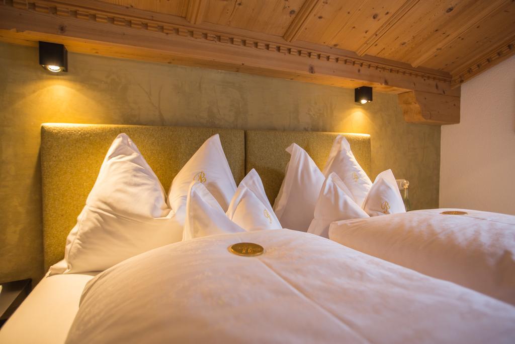 Chalet Brunnenhof 장크트안톤암아를베르크 외부 사진