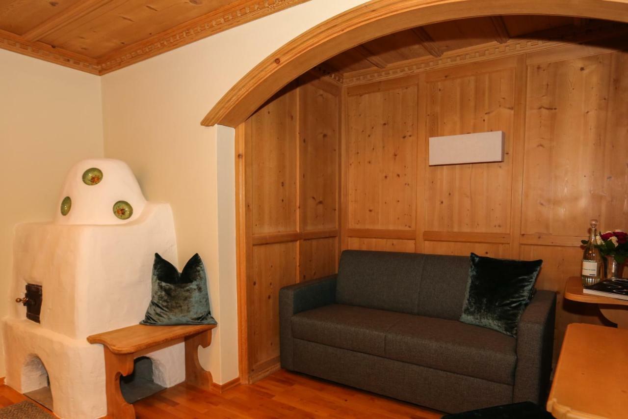 Chalet Brunnenhof 장크트안톤암아를베르크 외부 사진